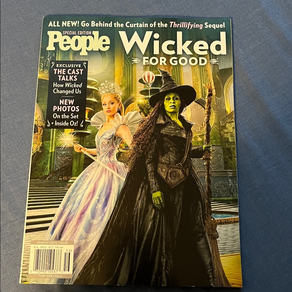 HTF Broadway Musical “WICKED” BeachTowel & Special Ed. People Magazine 1/26